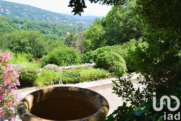 Maison à vendre 10 pièces 240 m² Montauroux