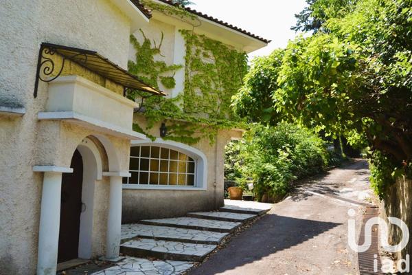 Maison à vendre 10 pièces 240 m² Montauroux