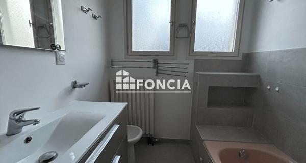 Location Appartement 3 pièces 93.49 m² - Chambéry 73000