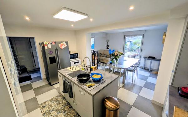 Maison à vendre    4 pièces • 121 m2 Bourg-lès-Valence