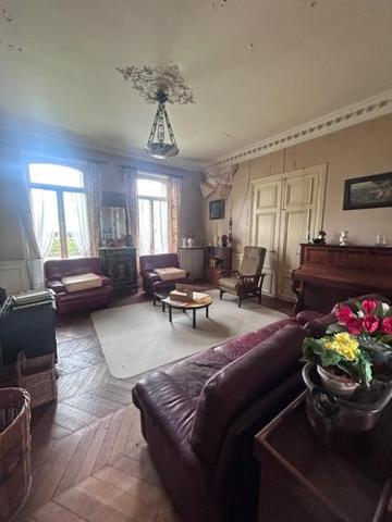 Maison de maître à vendre à Péronne dans la Somme (80200), ref : P0171
