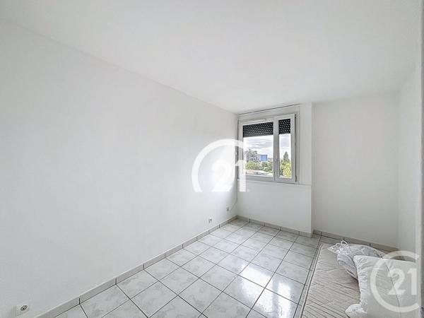 Appartement F5 à vendre  5 pièces - 99,09 m2 VILLIERS LE BEL - 95