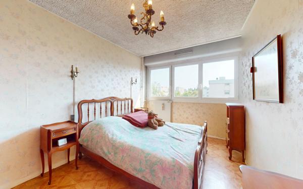 Appartement à vendre    3 pièces • 73,65 m2 Clichy-sous-Bois