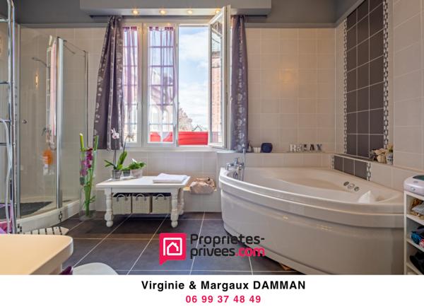 Élégante propriété du XIX siècle avec sa bâtisse attenante