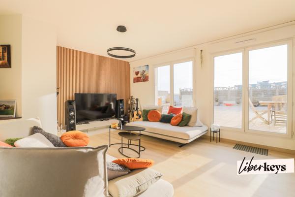 T4 de 105 m² - DERNIER ETAGE – TERRASSE DE 160 m² – FAUBOURG DE ROUBAIX / LILLE EUROPE