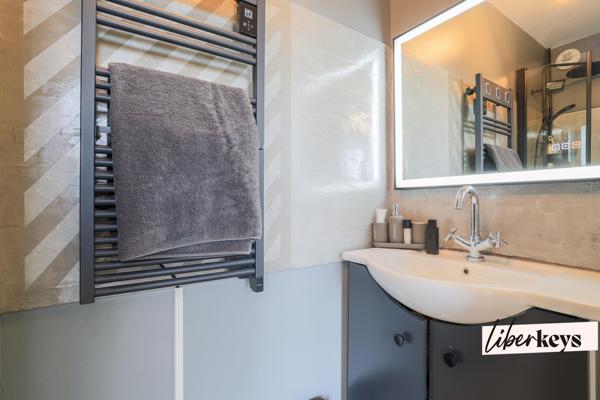 T4 de 105 m² - DERNIER ETAGE – TERRASSE DE 160 m² – FAUBOURG DE ROUBAIX / LILLE EUROPE