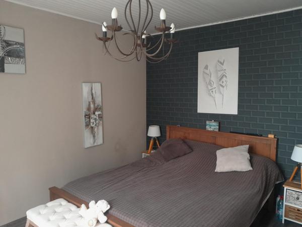 MAISON RENOVEE CLASSEE C  4 CHAMBRES VERANDA POMPE A CHALEUR