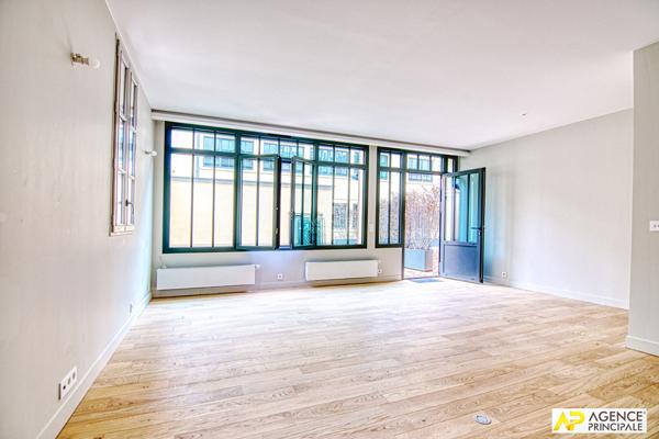 Versailles Notre-Dae Maison 3/4 pièces 87.5 m² au sol avec cour arborée €895 000 ** - Référence 27514