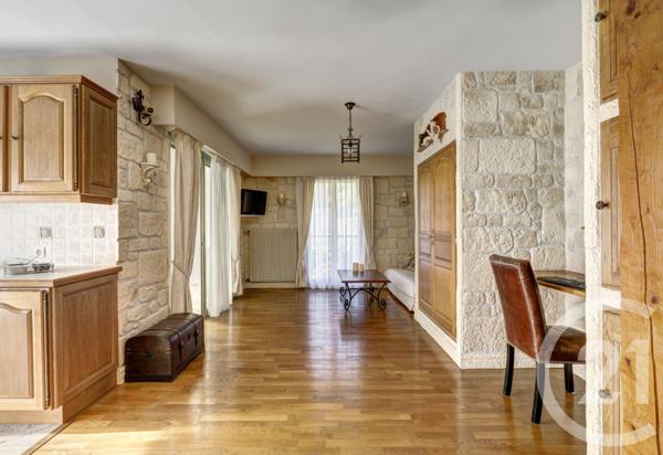 Appartement F2 à vendre  2 pièces - 50,10 m2 ST LAURENT DU VAR - 06