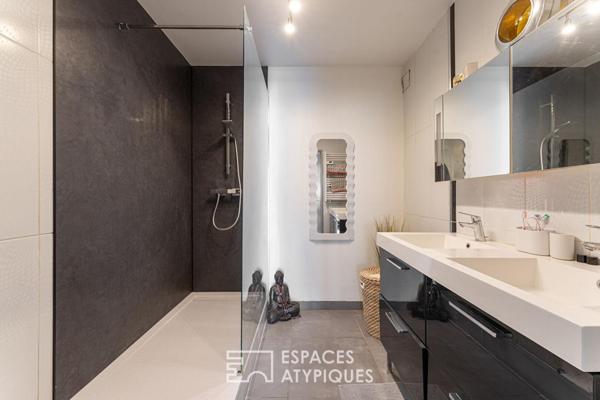 Dernier étage – Marseille 7ème – Vue Mer et Notre Dame de la Garde