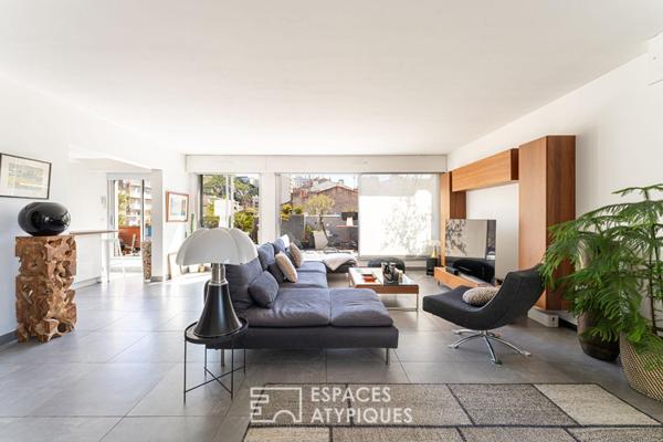 Dernier étage – Marseille 7ème – Vue Mer et Notre Dame de la Garde