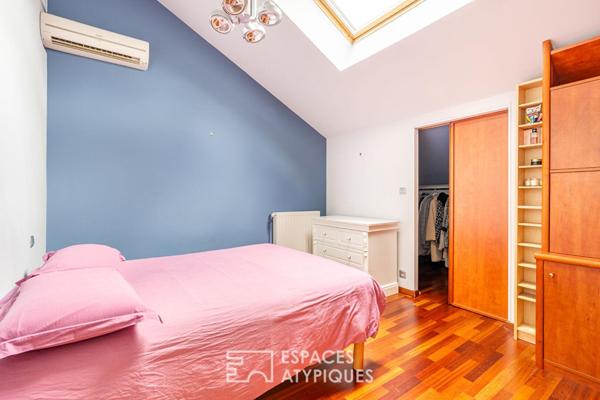 Loft de caractère avec terrasses et piscine dans une ancienne usine