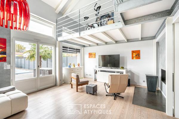 Loft de caractère avec terrasses et piscine dans une ancienne usine