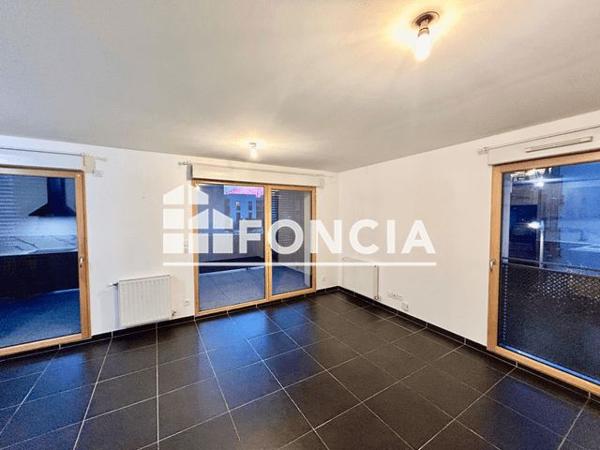 Location Appartement 3 pièces 63.1 m² - 9 RUE DU MANEGE Bron 69500