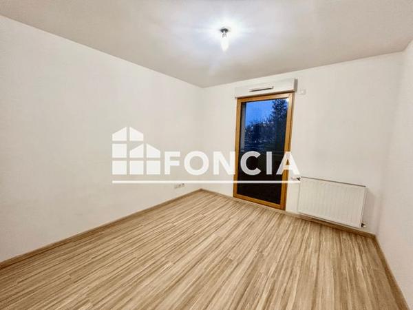 Location Appartement 3 pièces 63.1 m² - 9 RUE DU MANEGE Bron 69500