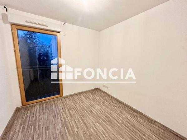 Location Appartement 3 pièces 63.1 m² - 9 RUE DU MANEGE Bron 69500