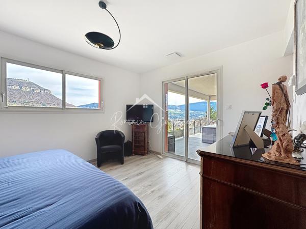 Millau (12100) VILLA DE PRESTIGE TYPE 5 DE 140 M² SUR SON TERRAIN DE 1200 M²