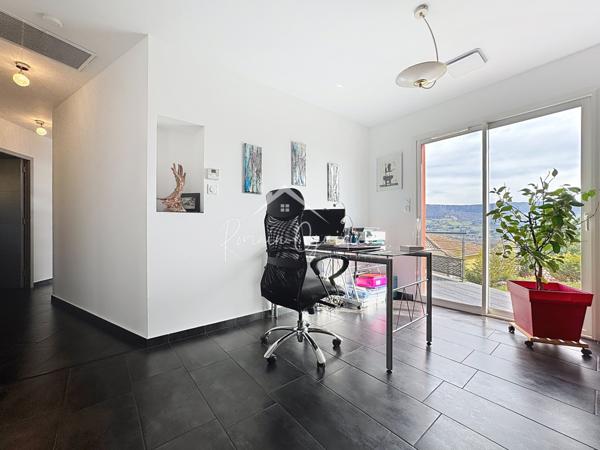 Millau (12100) VILLA DE PRESTIGE TYPE 5 DE 140 M² SUR SON TERRAIN DE 1200 M²