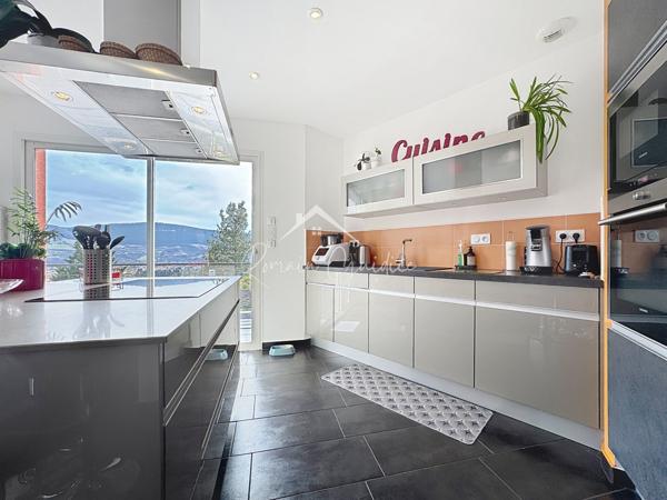 Millau (12100) VILLA DE PRESTIGE TYPE 5 DE 140 M² SUR SON TERRAIN DE 1200 M²