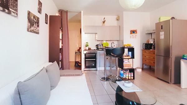 IMMEUBLE - 4 APPARTS DE TYPE 2 LOUES