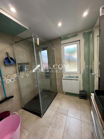 Maison
                                                                                                                                                                                                                                                                                                                        6 pièce(s)                                                                                                                                                                                                          3 chambre(s)                                                                                                                                                                                                          88  m²
