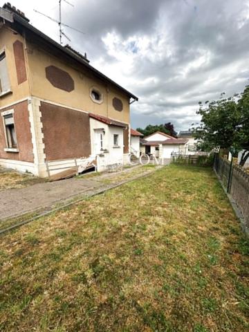 Maison
                                                                                                                                                                                                                                                                                                                        6 pièce(s)                                                                                                                                                                                                          3 chambre(s)                                                                                                                                                                                                          88  m²