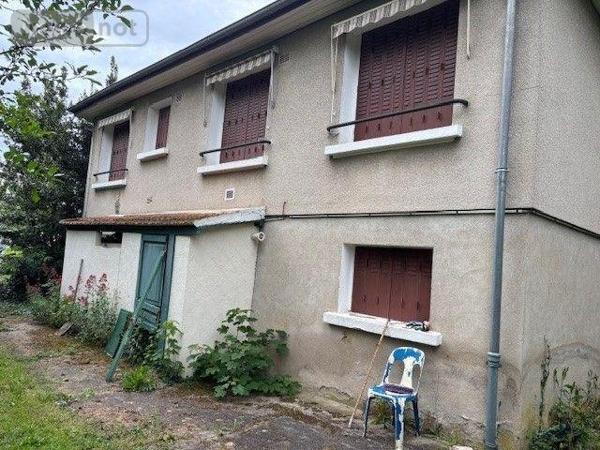 Pavillon à vendre à Saint-Amand-Montrond dans le Cher (18200), ref : 18022/808