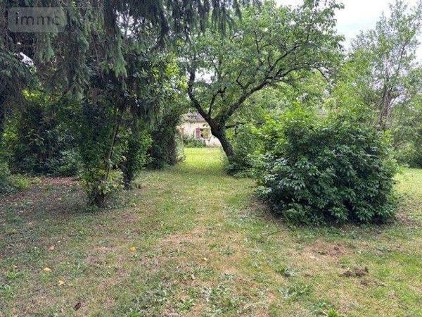 Pavillon à vendre à Saint-Amand-Montrond dans le Cher (18200), ref : 18022/808