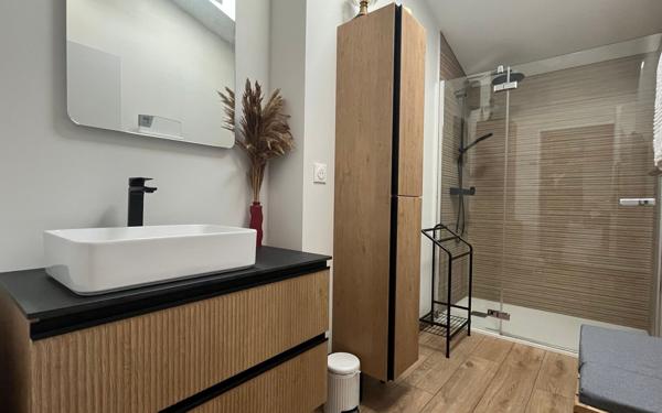 Maison à vendre    5 pièces • 165 m2 La Rochelle