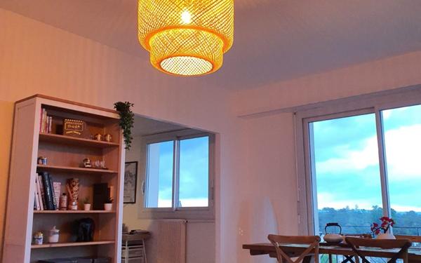 Appartement à louer    3 pièces • 94 m2 Pau