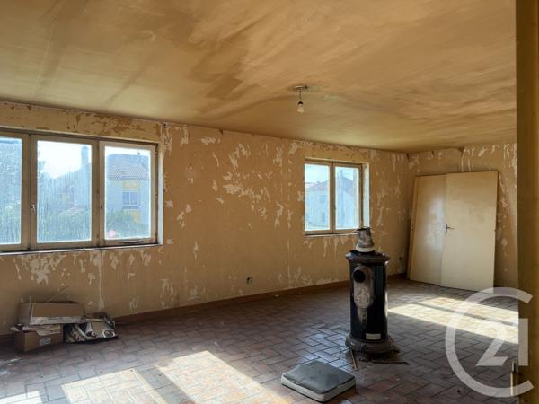 Immeuble à vendre  230 m2 JARNY - 54