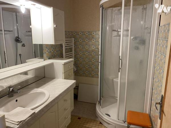 Au calme dans résidence maison traditionnelle 