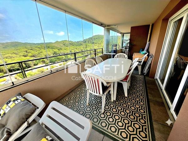 Vue panoramique sur l'Estérel Terrasse de 90m2