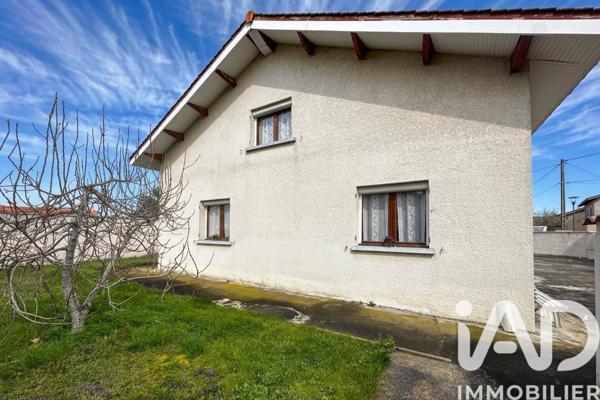 Maison à vendre 5 pièces 180 m² Montrond-les-Bains
