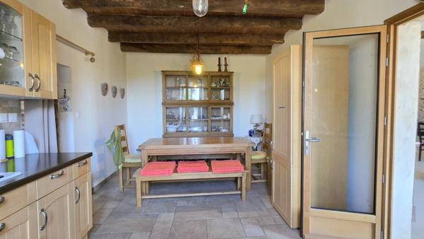 MAISON EN PIERRE RENOVEE 7P + JARDIN - ENVIRONNEMENT CAMPAGNE - PROCHE MONTS DE BLOND