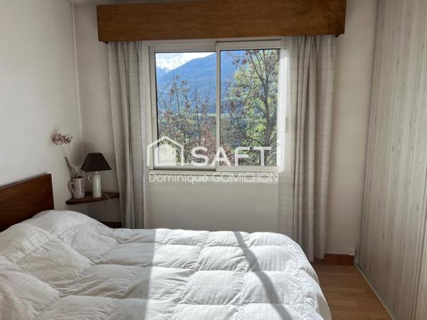 Maison avec une superbe vue à proximité des commerces