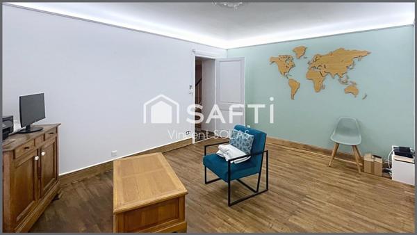 en EXCLUSIVITE  !  Maison Bourgeoise de 154 m² - 3 Chambres - Jardin - Garage - Centre Ville de ST HERMINE