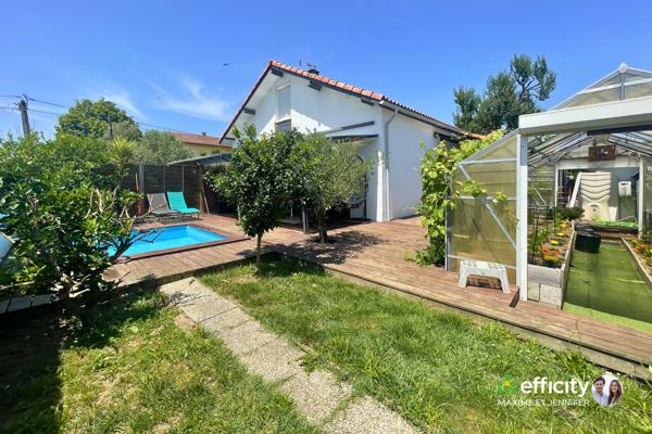 Maison
         5 pièces
        - 164 m² Bien prestige