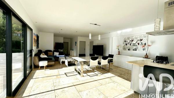 Maison à vendre 7 pièces 330 m² Gémenos