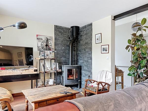 Maison Trégourez, 2 chambres possibilité de troisième, piscine chauffée, garage et atelier