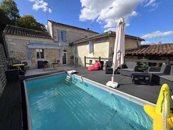 Maison à vendre |  Archiac |  7 pièces | 190 m²
