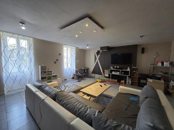 Maison à vendre |  Archiac |  7 pièces | 190 m²