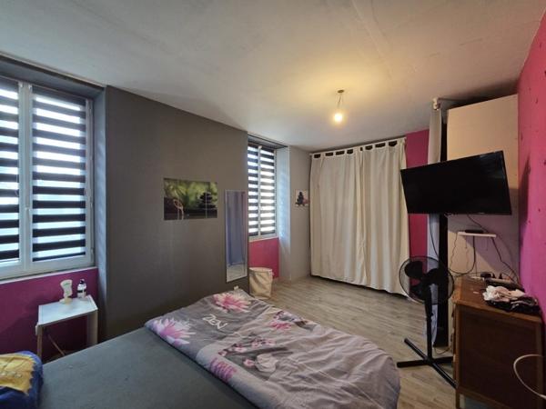 Maison à vendre |  Archiac |  7 pièces | 190 m²