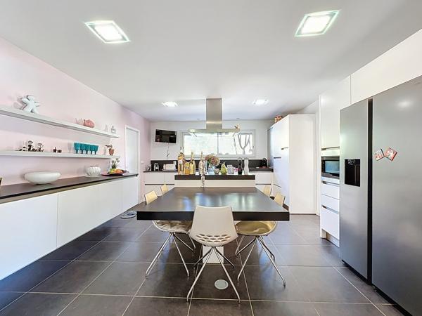 Maison 7 pièces - 227 m² Bien prestige