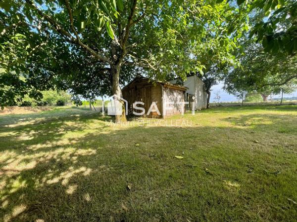 Belle maison de village au sein d'un écrin de verdure exceptionnel