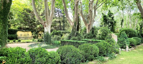 Mauguio (34130) Mas 2700 m2, parc 2HA, bassin 17/4, 15 chambres