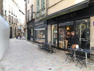 Local Commercial
         3 pièces
        - 48 m² 48 000 € *