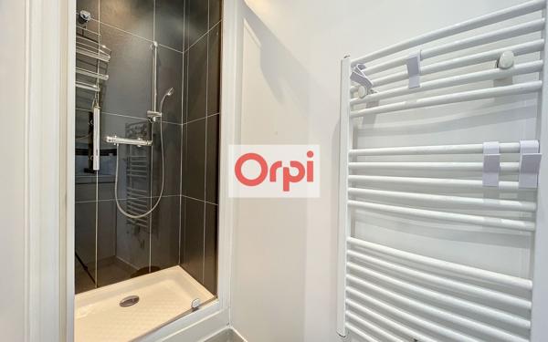 Appartement à vendre    2 pièces •  Lecci