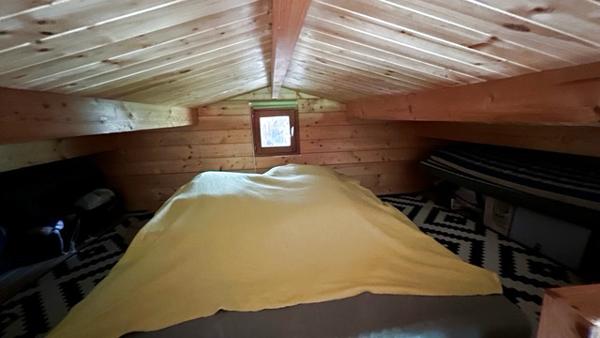 Terrain de loisir avec un chalet de 25 m² avec mezzanine canton d'AIGNAY LE DUC avec 550m² de terrain. Quemigny-sur-Seine (21510)