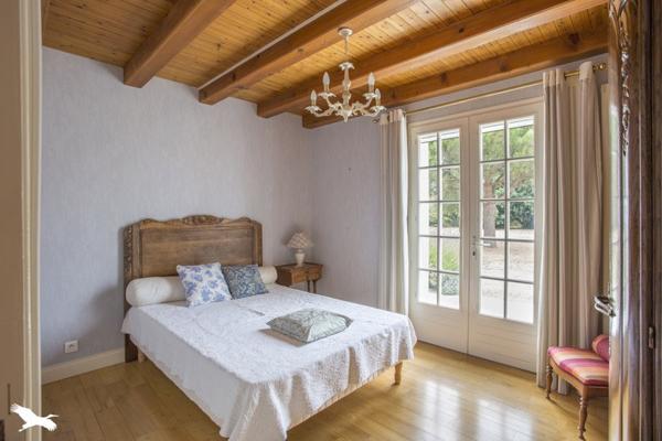 Maison à vendre |  Port-des-Barques |  6 pièces | 165 m²